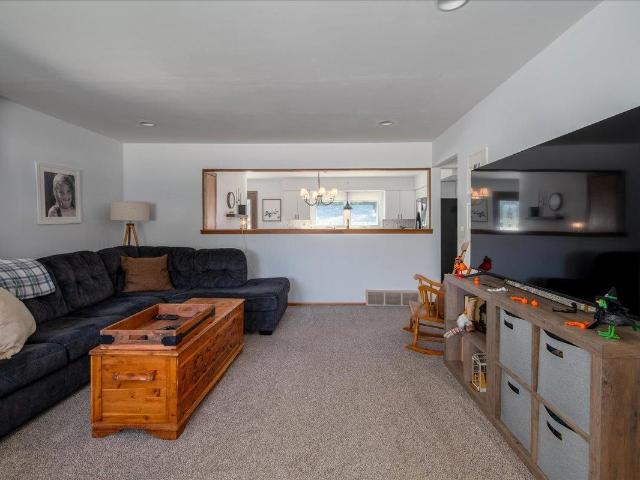 House for sale in Oshkosh, Winnebago County