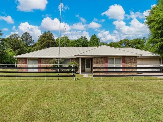 House for sale in Pittsview, Alabama