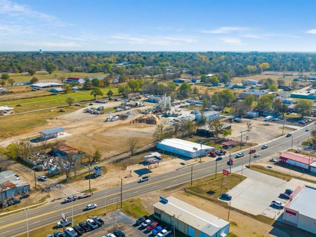 Commercial for sale in Paris, Lamar County