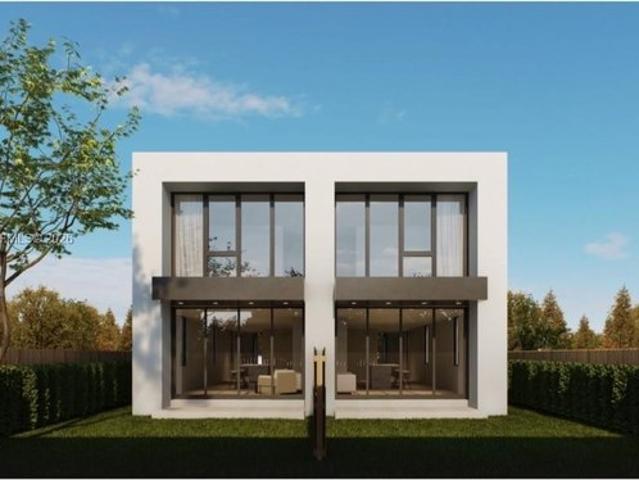 Townhouse for sale in Miami, Florida
