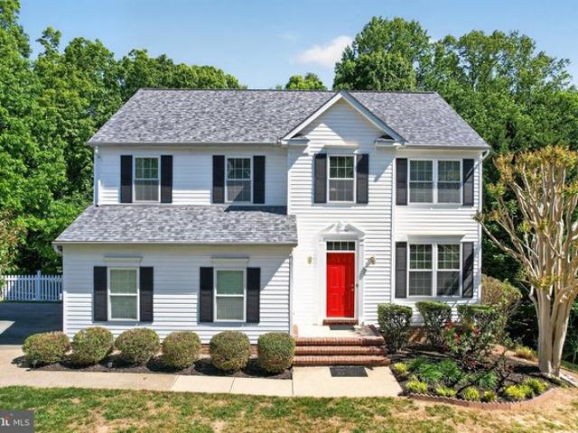 House for sale in Lusby, Maryland