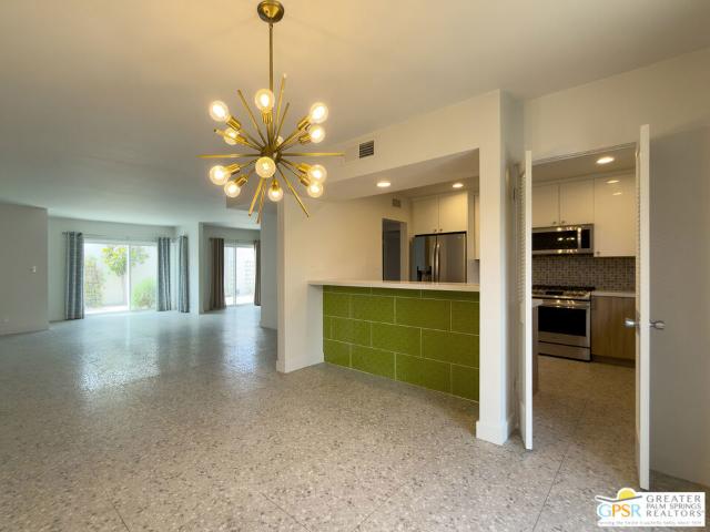Condo for sale in Palm Springs, California
