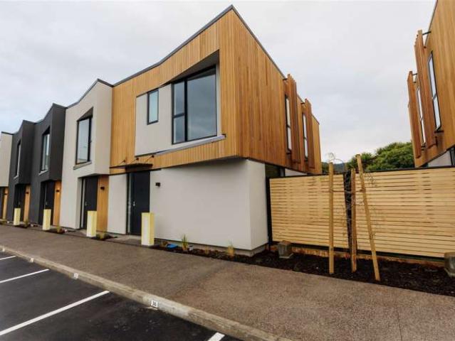 Townhouse for sale in Paraparaumu, Wellington