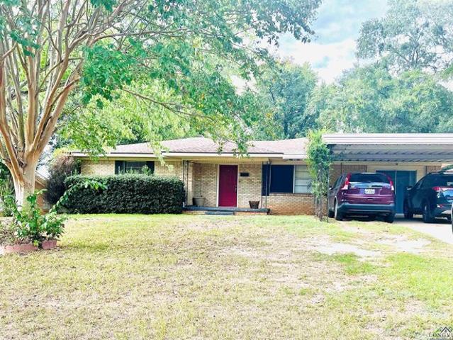 House for sale in Henderson, Texas