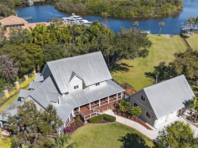 House for sale in Alva, Florida