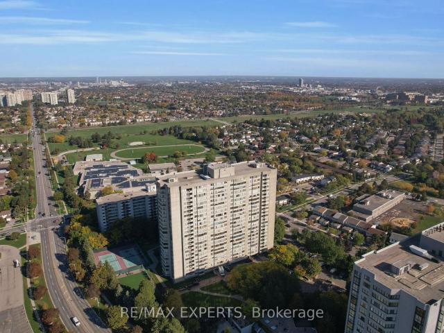 Condo for sale in Woburn, Ontario