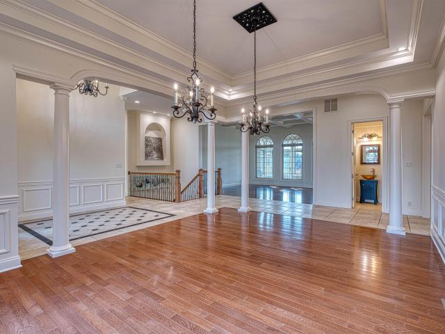 House for sale in Newburgh, Indiana