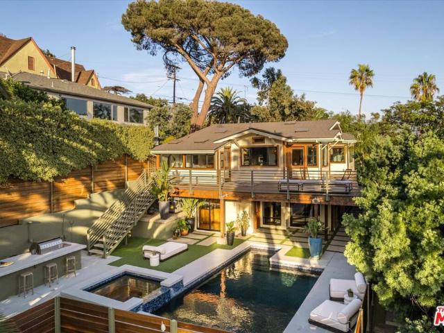 House for sale in Canoga Park, California