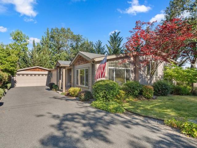 House for sale in Oregonia