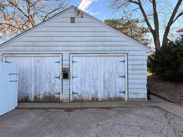 House for sale in Lisle, Illinois