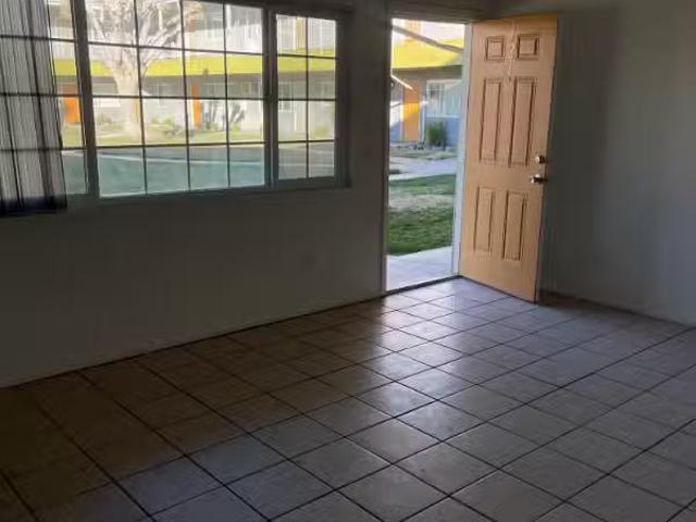 Apartment for rent in Ontario