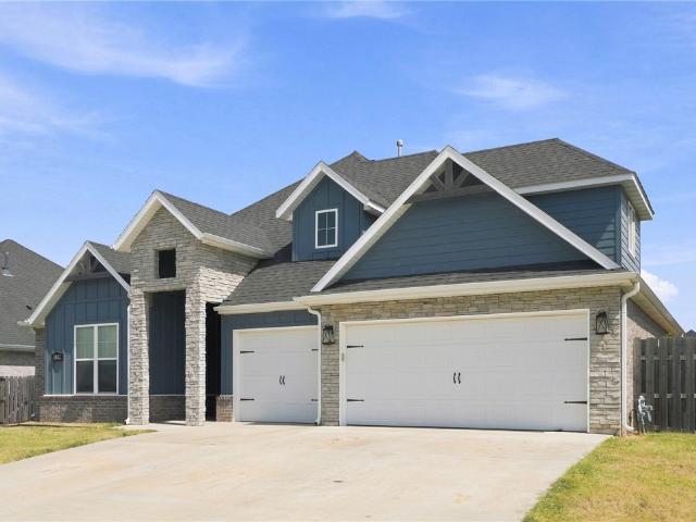 House for sale in Pea Ridge, Benton County