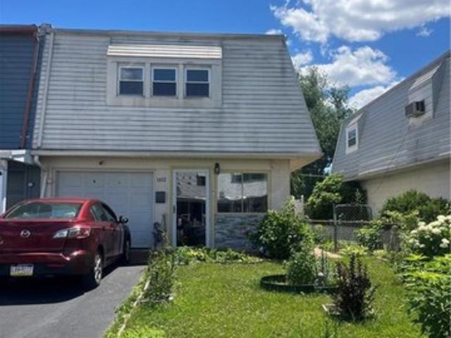Townhouse for sale in Lehigh, Pennsylvania
