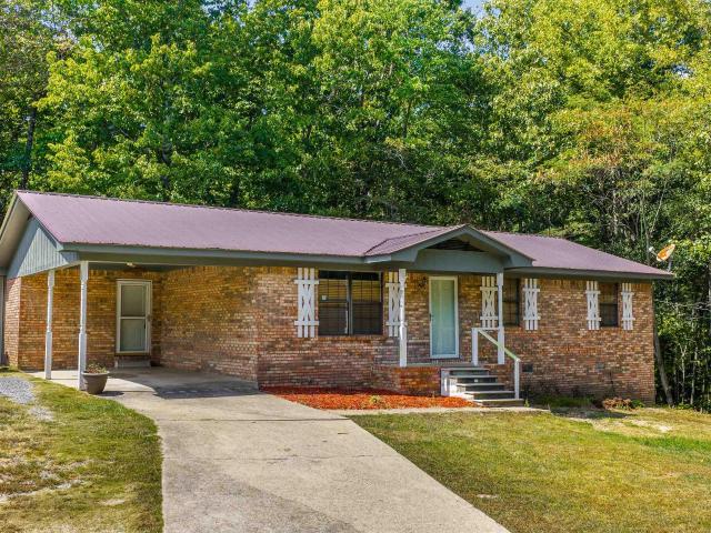 House for sale in Fort Payne, DeKalb County