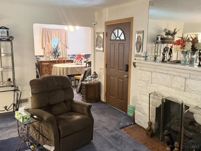 House for sale in Roselawn, Ohio