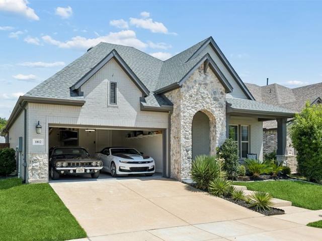House for sale in Van Alstyne, Texas