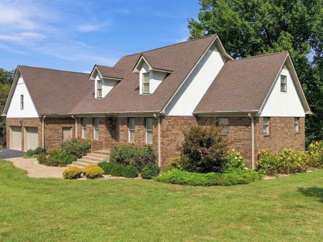 House for sale in London, Laurel County