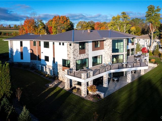 House for sale in Skaneateles, New York