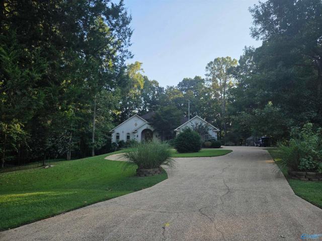 House for sale in Elkmont Rural Village, Elkmont