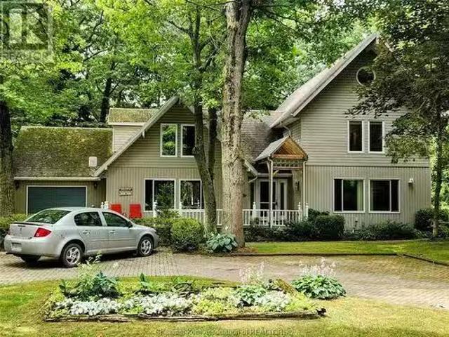 House for sale in Chatham–kent, Ontario
