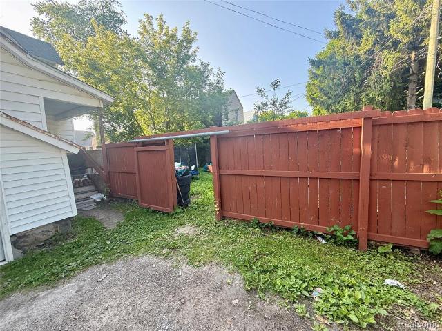House for sale in Fort Gratiot, Michigan