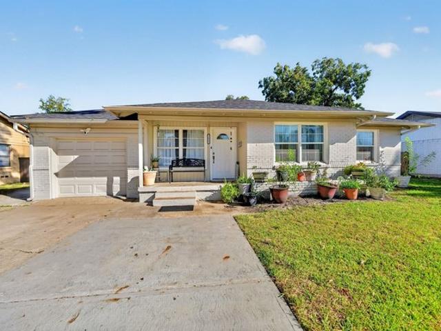 House for sale in Carrollton, Dallas County