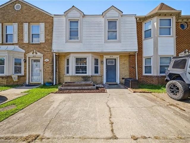 Townhouse for sale in Virginia