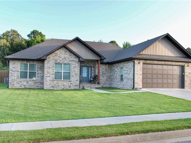 House for sale in Ark
