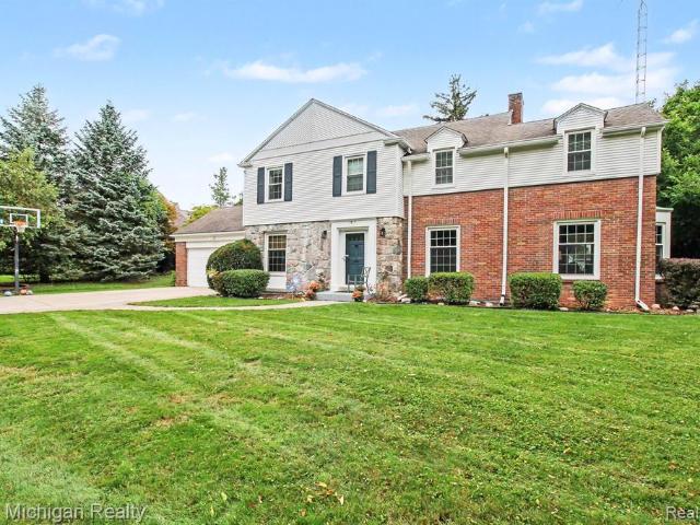 House for sale in Flint, Genesee County