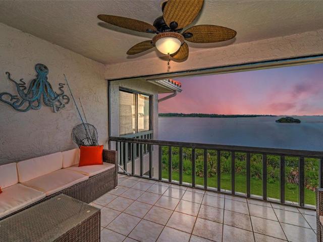 Condo for sale in Tarpon Springs, Florida