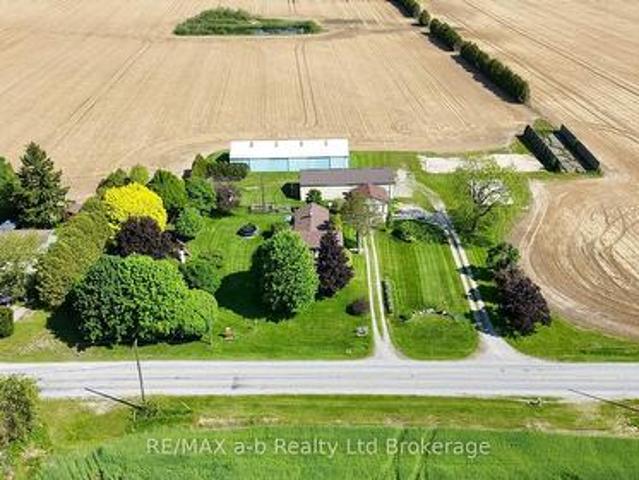Farm for sale in Ontario