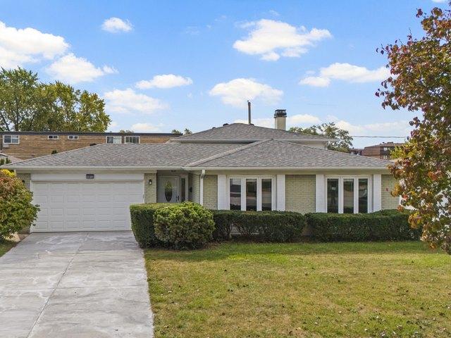 House for sale in Mount Prospect, Illinois