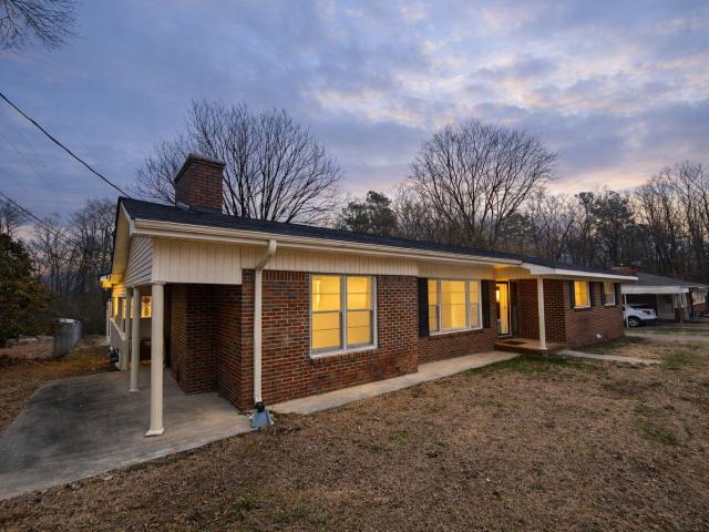 House for sale in Vinemont, Alabama