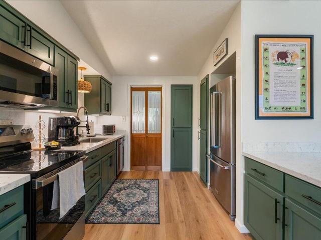 House for sale in Shasta, California