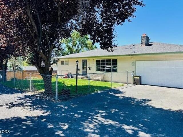House for sale in Oregonia