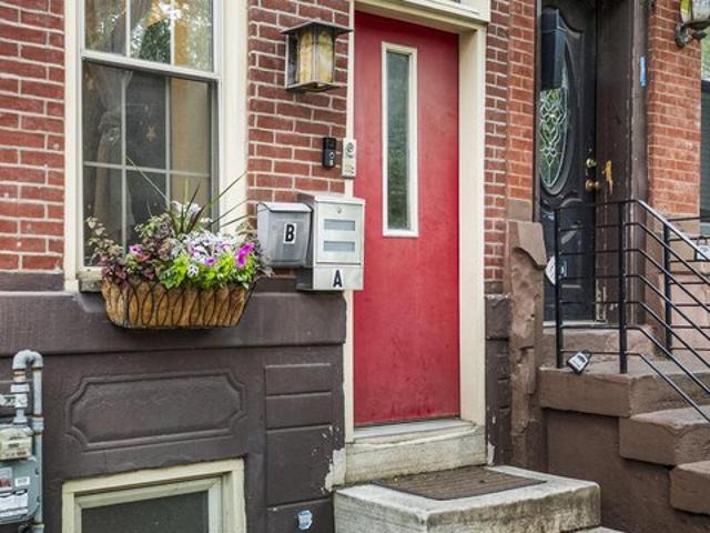 Condo for sale in Philadelphia, Pennsylvania
