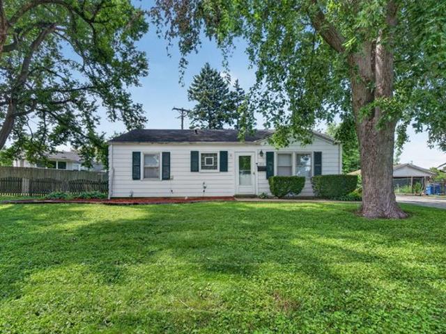 House for sale in Crest Hill, Illinois