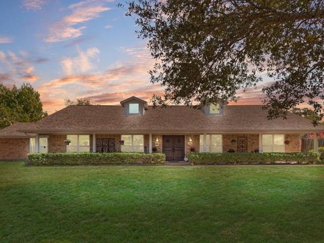 House for sale in Canton, Van Zandt County