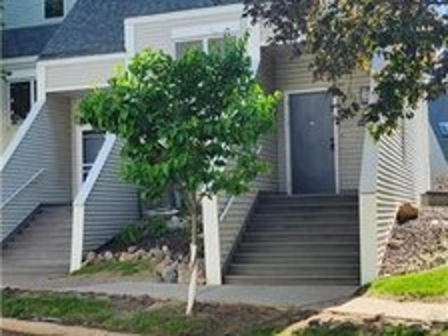 Townhouse for sale in Hennepin, Minnesota