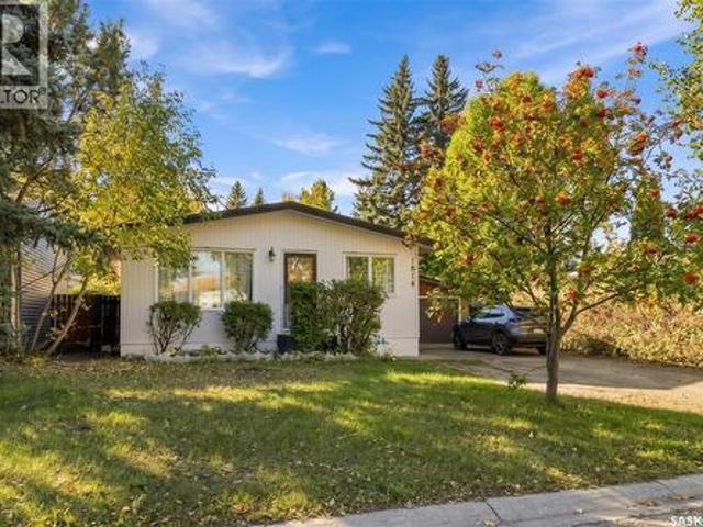 House for sale in Nutana Park, Saskatoon