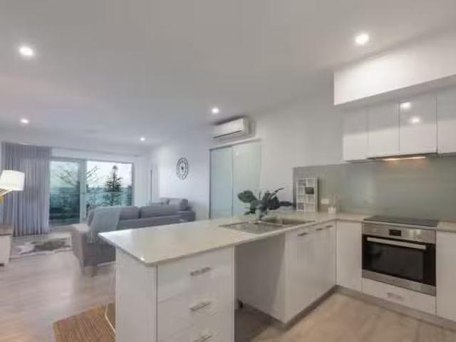 Apartment for rent in Halls Head