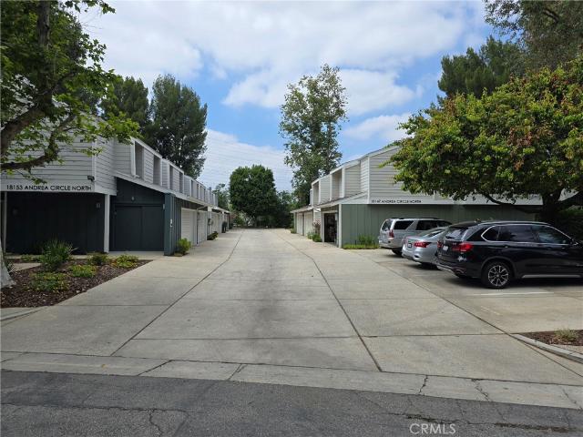 Townhouse for sale in Canoga Park, California