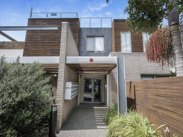 Apartment for rent in Camerons Creek, Victoria