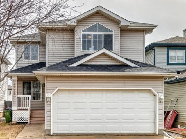 House for sale in Wedgewood, Alberta