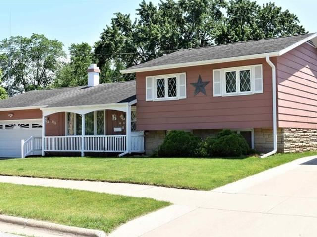 House for sale in Iowa Falls, Iowa