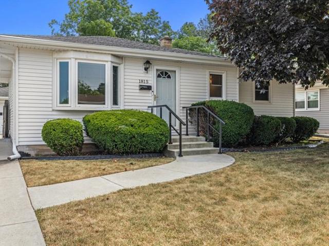House for sale in Lincoln-King, Racine