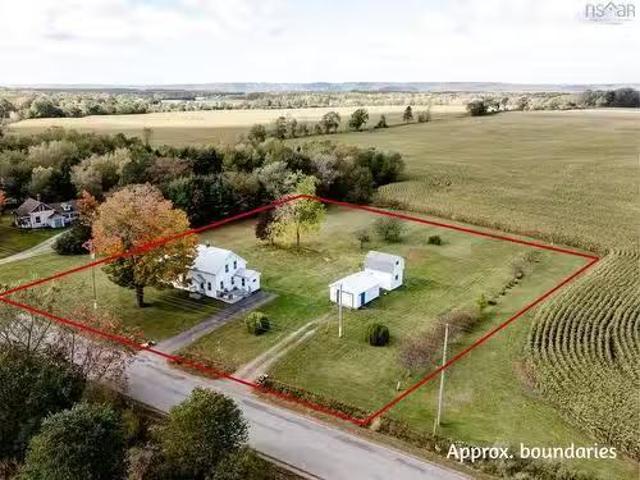 House for sale in Steam Mill, Kings County