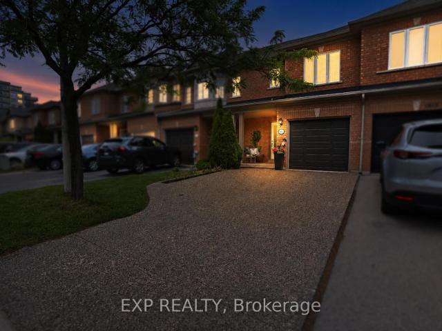 Townhouse for sale in Woburn, Ontario