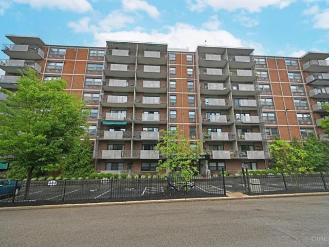Condo for sale in Roselawn, Ohio