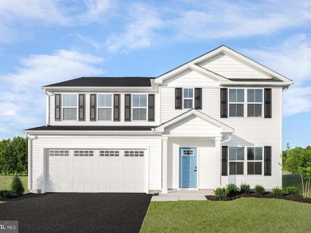 House for sale in Bunker Hill, West Virginia